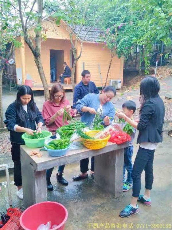 南寧不銹鋼水箱廠家千凱之燒烤活動，咨詢0771-3903136